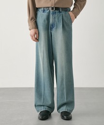 EASENCE（イーズエンス）の「【EASENCE】センタープレス タックストレート ベーシック デニムスラックス<ウォッシャブル 速乾 サステナブル素材>（デニムパンツ）」