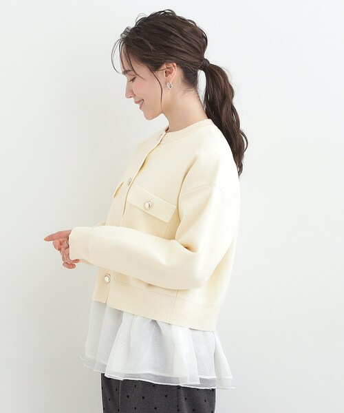 SHOO・LA・RUE（シューラルー）の「【洗濯機可/S-LL】金ボタンがアクセント ニットカーディガン（カーディガン/ボレロ・レディース・アイボリー/ネイビー/ベビーピンク・04/03/02/01）」の19枚目の写真