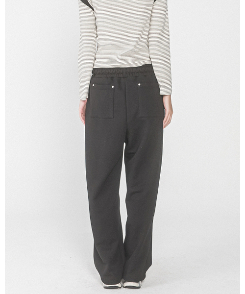 HAVISM（ヘビズム）の「RIVET BELTED SWEATPANTS(BLACK)（スウェットパンツ・レディース・その他・ONE SIZE）」の5枚目の写真