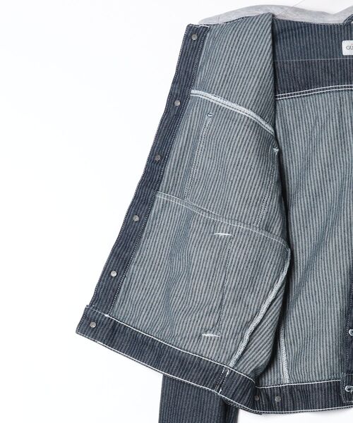 GUESS JEANS(ゲスジーンズ)の「GUESS JEANS Cropped Trucker Jacket アウター デニムジャケット(デニムジャケット・メンズ・ダークネイビー・SMALL/MEDIUM/LARGE/X-LARGE)」の9枚目の写真