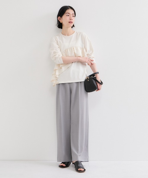 le cercle ADAM ET ROPE'(ルセルクルアダムエロペ)の「シアーフリルアシメコンビプルオーバー(Tシャツ/カットソー・レディース・ブラック/オフホワイト・FREE)」の8枚目の写真