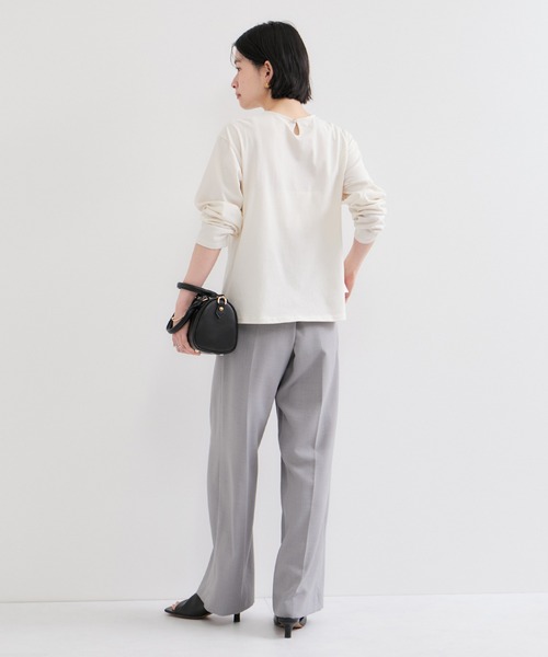 le cercle ADAM ET ROPE'(ルセルクルアダムエロペ)の「シアーフリルアシメコンビプルオーバー(Tシャツ/カットソー・レディース・ブラック/オフホワイト・FREE)」の10枚目の写真