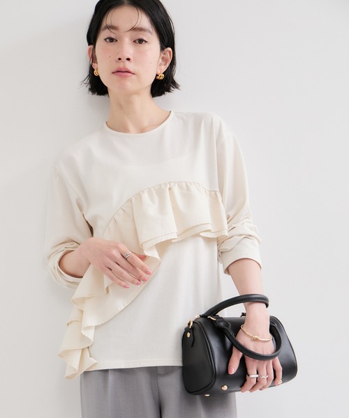le cercle ADAM ET ROPE'(ルセルクルアダムエロペ)の「シアーフリルアシメコンビプルオーバー(Tシャツ/カットソー・レディース・ブラック/オフホワイト・FREE)」の12枚目の写真