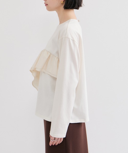 le cercle ADAM ET ROPE'(ルセルクルアダムエロペ)の「シアーフリルアシメコンビプルオーバー(Tシャツ/カットソー・レディース・ブラック/オフホワイト・FREE)」の15枚目の写真