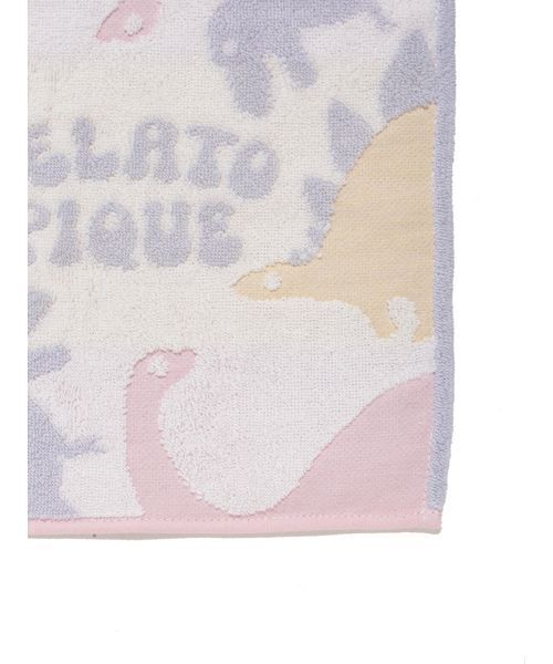 gelato pique(ジェラートピケ)の「ダイナソーハンドタオル(ハンカチ/ハンドタオル・レディース・ブルー・F)」の4枚目の写真