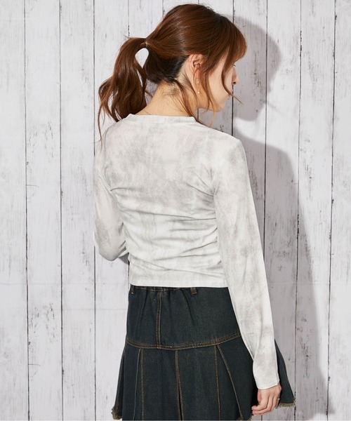 GORGE(ゴージ)の「《ムラ染め×アシンメトリー》カットソー/秋冬春/全3色(Tシャツ/カットソー・レディース・ブラック/ホワイト/グレー・F)」の7枚目の写真