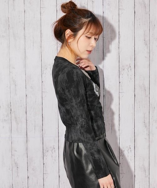 GORGE(ゴージ)の「《ムラ染め×アシンメトリー》カットソー/秋冬春/全3色(Tシャツ/カットソー・レディース・ブラック/ホワイト/グレー・F)」の10枚目の写真