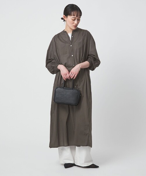green label relaxing（グリーンレーベルリラクシング）の「ギャザー ソリッド シャツワンピース（シャツワンピース・レディース・ダークグレー・FREE）」の4枚目の写真