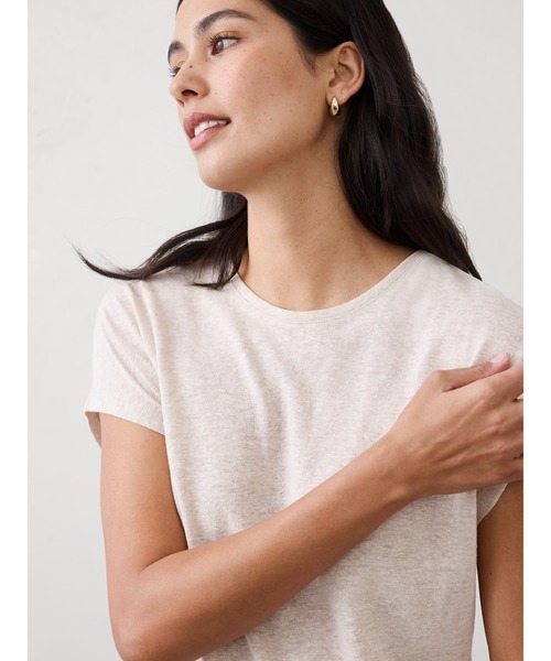 BANANA REPUBLIC FACTORY STORE(バナナリパブリック ファクトリーストア)の「BANANA REPUBLIC FACTORY STORE リネンブレンド キャップスリーブ Tシャツ(Tシャツ/カットソー・レディース・ベージュ/ネイビー/ホワイト・M/XS/S)」の3枚目の写真