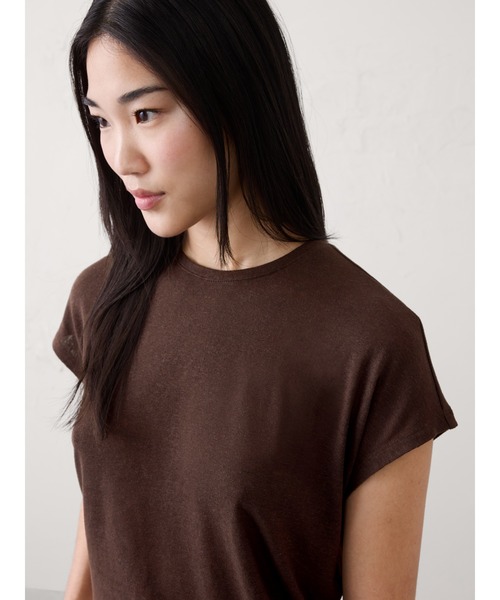 BANANA REPUBLIC FACTORY STORE(バナナリパブリック ファクトリーストア)の「BANANA REPUBLIC FACTORY STORE リネンブレンド キャップスリーブ Tシャツ(Tシャツ/カットソー・レディース・ベージュ/ネイビー/ホワイト/ブラウン/エメラルド・M/XS/S/L)」の3枚目の写真