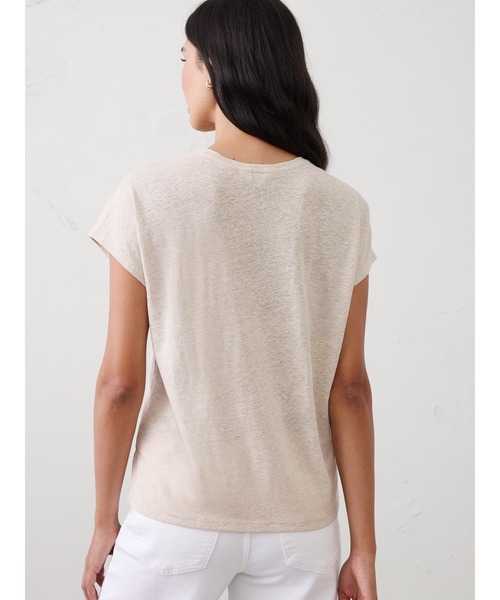 BANANA REPUBLIC FACTORY STORE(バナナリパブリック ファクトリーストア)の「BANANA REPUBLIC FACTORY STORE リネンブレンド キャップスリーブ Tシャツ(Tシャツ/カットソー・レディース・ベージュ/ネイビー/ホワイト・M/XS/S)」の4枚目の写真
