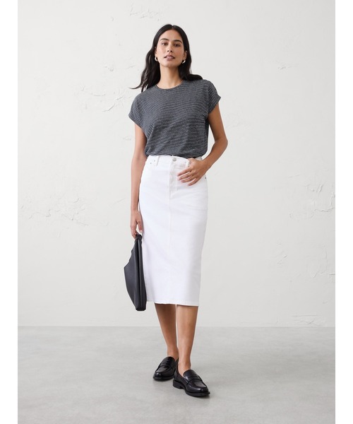 BANANA REPUBLIC FACTORY STORE(バナナリパブリック ファクトリーストア)の「BANANA REPUBLIC FACTORY STORE リネンブレンド キャップスリーブ Tシャツ(Tシャツ/カットソー・レディース・ベージュ/ネイビー/ホワイト・M/XS/S)」の6枚目の写真