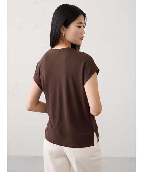 BANANA REPUBLIC FACTORY STORE(バナナリパブリック ファクトリーストア)の「BANANA REPUBLIC FACTORY STORE リネンブレンド キャップスリーブ Tシャツ(Tシャツ/カットソー・レディース・ベージュ/ネイビー/ホワイト/ブラウン/エメラルド・M/XS/S/L)」の12枚目の写真