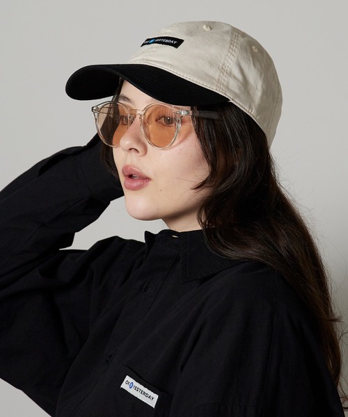 OK YESTERDAY(オッケーイエスタデイ)の「OK YESTERDAY / オーケー イエスタデイ 2トーンベースボールキャップ / Two-Tone Baseball Cap 2026年 夏 夏服(キャップ・メンズ・ブラック/ネイビー/レッド・FREE)」の8枚目の写真