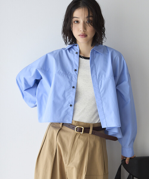 Firsthand(ファーストハンド)の「Firsthand/ファーストハンド 切替デザイン ショートブラウス / 立体スリーブ ロングスリーブシャツ(シャツ/ブラウス・レディース・サックスブルー/チャコールグレー/ホワイト/ピンク・フリ-)」の3枚目の写真