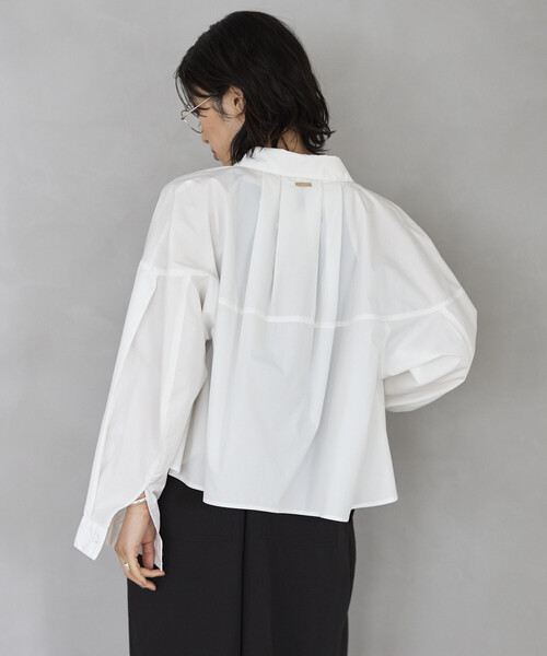 Firsthand(ファーストハンド)の「Firsthand/ファーストハンド 切替デザイン ショートブラウス / 立体スリーブ ロングスリーブシャツ(シャツ/ブラウス・レディース・サックスブルー/チャコールグレー/ホワイト/ピンク・フリ-)」の7枚目の写真