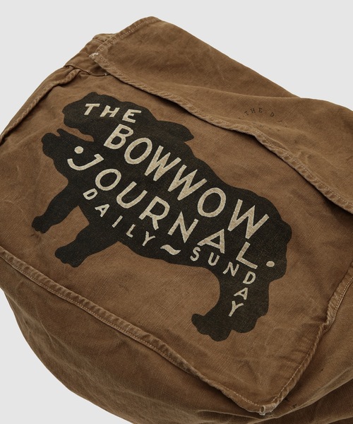 BOW WOW(バウワウ)の「THE BOW WOW JOURNAL NEWSPAPER BAG AGED(ショルダーバッグ・メンズ・ブラウン・ONE SIZE)」の4枚目の写真