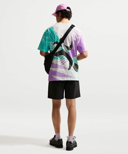 NIKE(ナイキ)の「ナイキ スポーツウェア メンズ Tシャツ / Nike Sportswear Men's T-Shirt IR5778-069 Spruce Aura(Tシャツ/カットソー・メンズ・グリーン系その他・2XL/L/M/S/XL)」の5枚目の写真