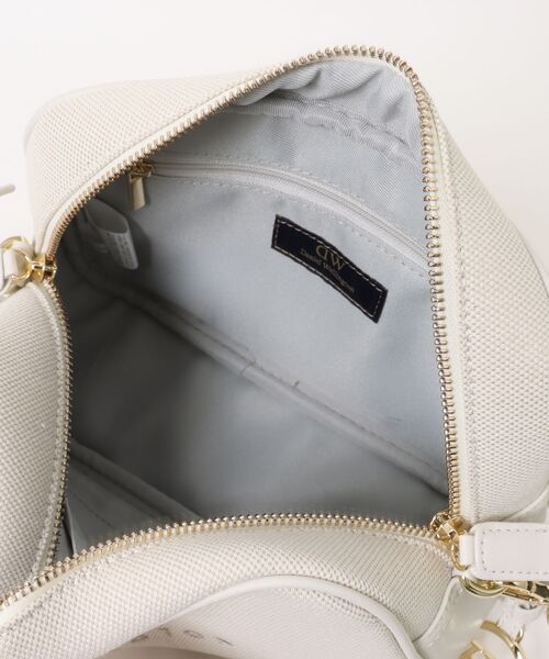 Daniel Wellington（ダニエルウェリントン）の「ダニエルウェリントン　Iconic cavas クロスボディ ショルダーバッグ（ショルダーバッグ・レディース・ブラック/グリーン/ブラウン/ホワイト/ネイビー・FREE）」の8枚目の写真
