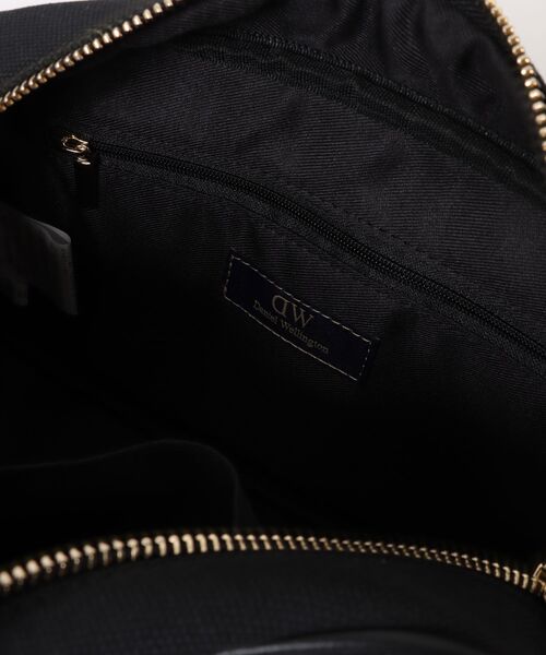 Daniel Wellington（ダニエルウェリントン）の「ダニエルウェリントン　Iconic cavas クロスボディ ショルダーバッグ（ショルダーバッグ・レディース・ブラック/グリーン/ブラウン/ホワイト/ネイビー・FREE）」の11枚目の写真