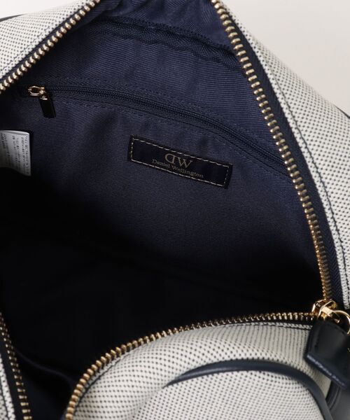 Daniel Wellington（ダニエルウェリントン）の「ダニエルウェリントン　Iconic cavas クロスボディ ショルダーバッグ（ショルダーバッグ・レディース・ブラック/グリーン/ブラウン/ホワイト/ネイビー・FREE）」の12枚目の写真