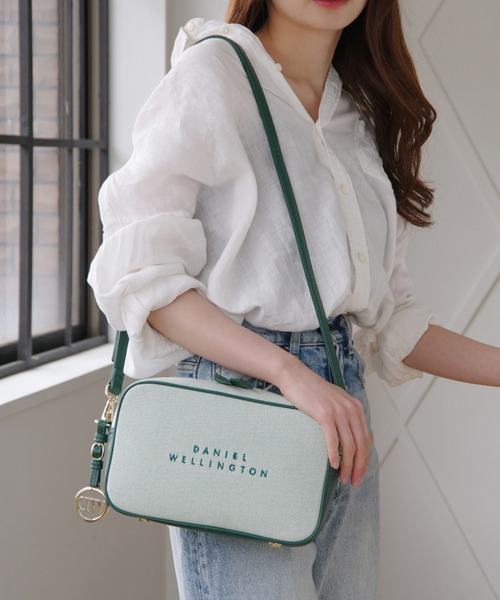 Daniel Wellington（ダニエルウェリントン）の「ダニエルウェリントン　Iconic cavas クロスボディ ショルダーバッグ（ショルダーバッグ・レディース・ブラック/グリーン/ブラウン/ホワイト/ネイビー・FREE）」の4枚目の写真