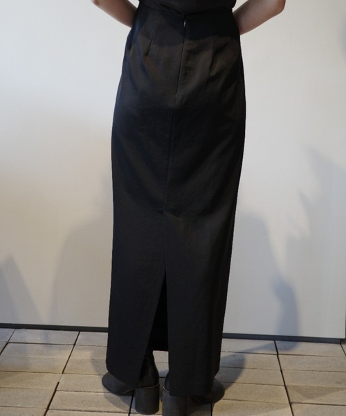 CLANE（クラネ）の「CLANE LOW WAIST STRAIGHT SKIRT（スカート・レディース・オフホワイト/ブラック・1/2）」の4枚目の写真