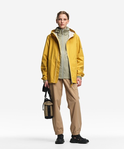 AIGLE(エーグル)の「全天候型 透湿防水 パッカブル フーデッドジャケット(マウンテンパーカー・レディース・ダークブルー/イエロー/ダークネイビー/ピンク/モスグリーン/グリーン/カーキ/ブラック・M/L/S/XXL/XL)」の14枚目の写真