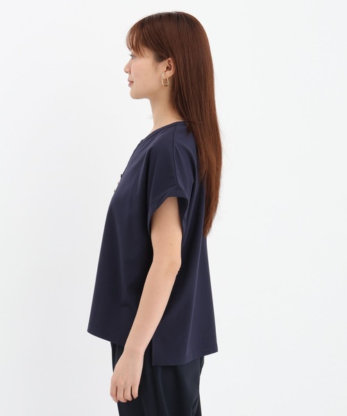 Andemiu(アンデミュウ)の「キンボタンスキッパーカットソー659218(Tシャツ/カットソー・レディース・オフホワイト/ネイビー/ブルー・FREE)」の14枚目の写真