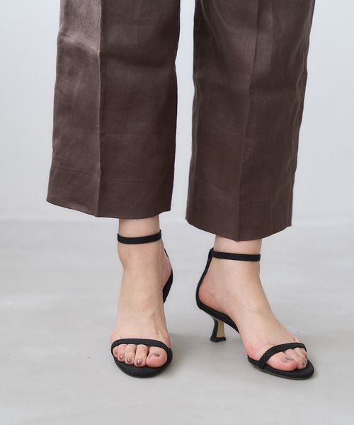 LE TALON（ルタロン）の「《WEB限定 / 追加》5cmホソストラップサンダル（サンダル・レディース・ブラック・21.5/22cm/22.5cm/23cm/23.5cm/24cm/24.5cm/25cm/25.5cm）」の5枚目の写真