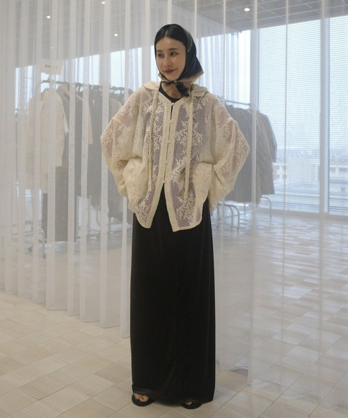 Ameri(アメリ)の「2WAY MESH DAMASK EMBROIDERY HOOD BLOUSE(シャツ/ブラウス・レディース・ブルー/ブラック/アイボリー・FREE)」の8枚目の写真