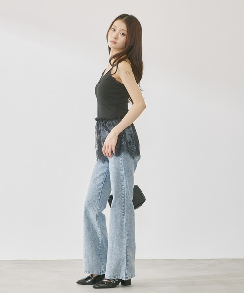 P.V.T(ピーブイティー)の「ストレッチフレアキラキラデニムパンツ(デニムパンツ・レディース・Black/サックスブルー系/Navy・M)」の22枚目の写真