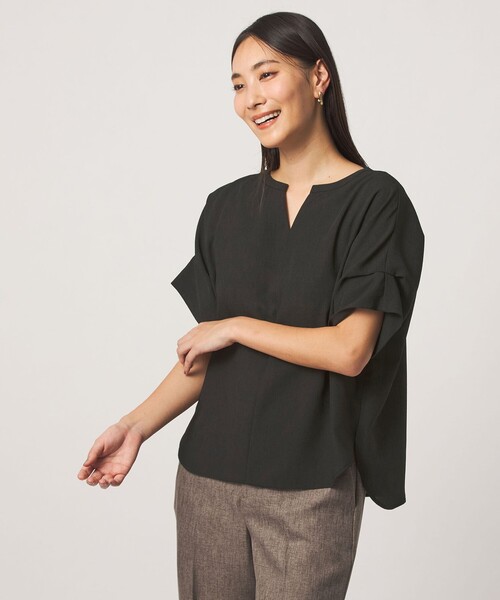 A DAY IN THE LIFE UNITED ARROWS(アデイインザライフユナイテッドアローズ)の「リネンライク キーネック ドルマンブラウス <A DAY IN THE LIFE>(シャツ/ブラウス・レディース・ケリーグリーン/コバルトブルー/オレンジ/ブラック・FREE)」の8枚目の写真