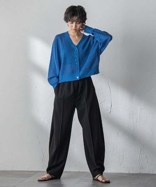 MAYSON GREY(メイソングレイ)の「シアージャガードドルマンニットカーディガン(カーディガン/ボレロ・レディース・オレンジ/ホワイト/チャコールグレー/ブルー・M)」の14枚目の写真