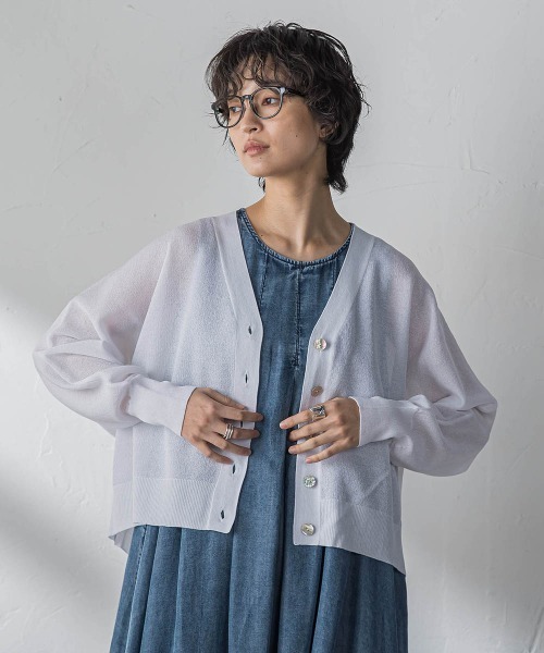 MAYSON GREY(メイソングレイ)の「シアージャガードドルマンニットカーディガン(カーディガン/ボレロ・レディース・オレンジ/ホワイト/チャコールグレー/ブルー・M)」の22枚目の写真