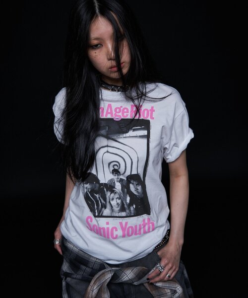 WHO'S WHO gallery(フーズフーギャラリー)の「【PETERANDERSON×VIDEO SHOP】Sonic Youth(Tシャツ/カットソー・レディース・ホワイト・MEDIUM/SMALL)」の4枚目の写真
