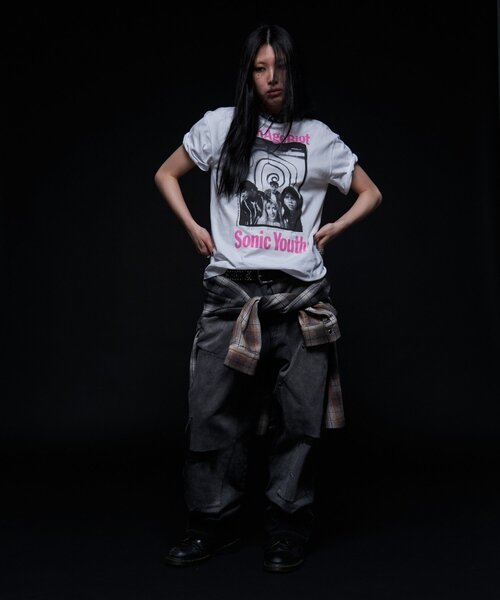 WHO'S WHO gallery(フーズフーギャラリー)の「【PETERANDERSON×VIDEO SHOP】Sonic Youth(Tシャツ/カットソー・レディース・ホワイト・MEDIUM/SMALL)」の6枚目の写真