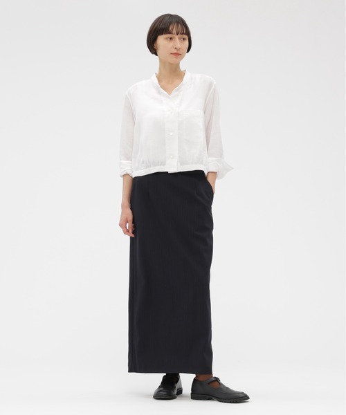 MARGARET HOWELL(マーガレットハウエル)の「SUBTLE STRIPE WOOL(スカート・レディース・ネイビー・2/1)」の3枚目の写真