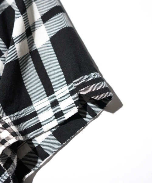 DAN RIVER(ダンリバー )の「DAN RIVER / ダンリバー PRINTED RAYON CHECK SS SHIRT プリントチェック レーヨンシャツ(シャツ/ブラウス・メンズ・ブラック×ホワイト/ブラウン/ブラック・SMALL/MEDIUM/LARGE)」の14枚目の写真