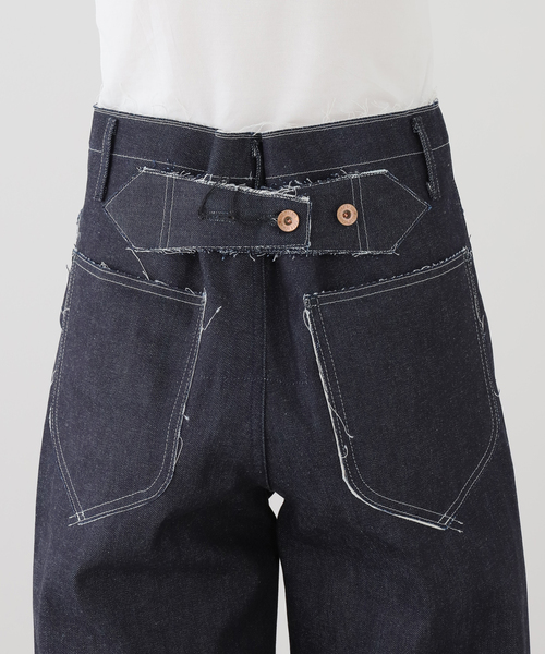 KURO(クロ)の「KURO UNINTENTIONAL FORM DENIM 964232:デニムパンツ(デニムパンツ・レディース・ネイビー・SMALL/MEDIUM)」の10枚目の写真