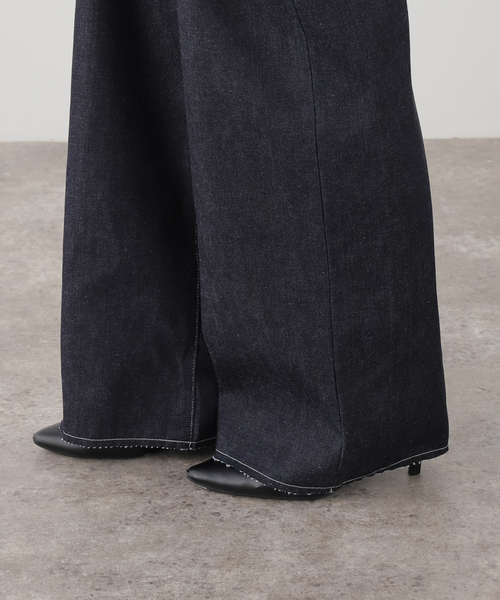 KURO(クロ)の「KURO UNINTENTIONAL FORM DENIM 964232:デニムパンツ(デニムパンツ・レディース・ネイビー・SMALL/MEDIUM)」の13枚目の写真