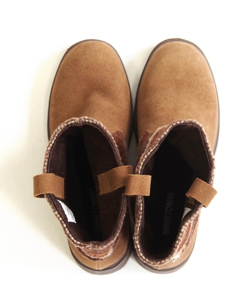 Minnetonka(ミネトンカ)の「MINNETONKA(ミネトンカ) / JOLI ニットスエードショートブーツ(ブーツ・レディース・ブラウン・6)」の4枚目の写真