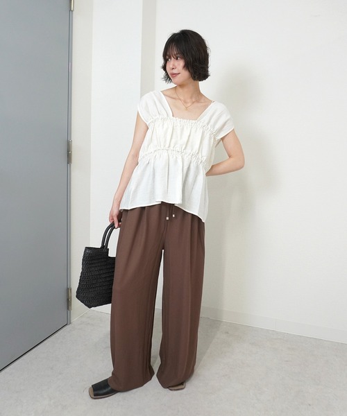 gossara(ゴサラ)の「【トレンド感たっぷり】ノースリシャーリングリボンブラウス(シャツ/ブラウス・レディース・ベージュ/アイボリー/ブラック・FREE)」の9枚目の写真