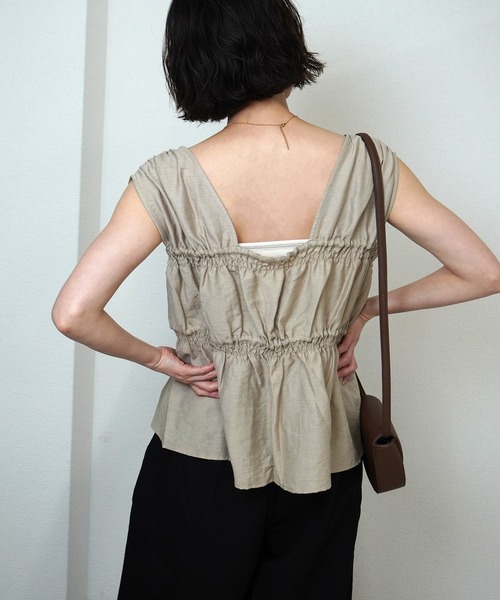 gossara(ゴサラ)の「【トレンド感たっぷり】ノースリシャーリングリボンブラウス(シャツ/ブラウス・レディース・ベージュ/アイボリー/ブラック・FREE)」の20枚目の写真