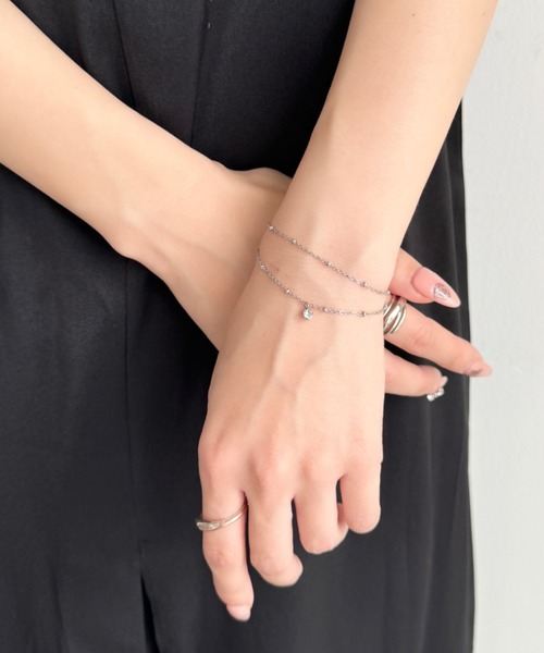 sowang(ソワン)の「ビジューモチーフ2連チェーンブレスレット(ブレスレット・レディース・ピンク/シルバー/ゴールド・FREE)」の10枚目の写真