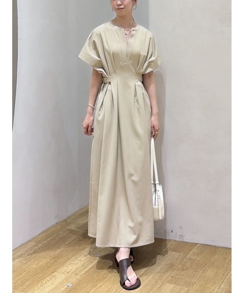 STYLEMIXER(スタイルミキサー)の「サイドバックルベルトワンピース(ワンピース・レディース・チャコールグレー/ライトベージュ・SMALL/MEDIUM)」の7枚目の写真