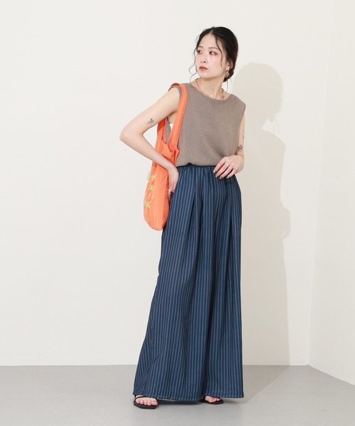 crossi(クロッシー)の「ストライプ柄リネン混イージーワイドパンツ(その他パンツ・レディース・ネイビー・38)」の8枚目の写真