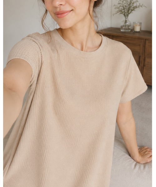 FAZVY(ファズビー)の「ワッフル素材 半袖ロングワンピース(ワンピース・レディース・ベージュ/ブラック・M)」の2枚目の写真
