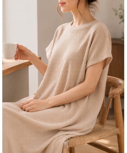 FAZVY(ファズビー)の「ワッフル素材 半袖ロングワンピース(ワンピース・レディース・ベージュ/ブラック・M)」の9枚目の写真