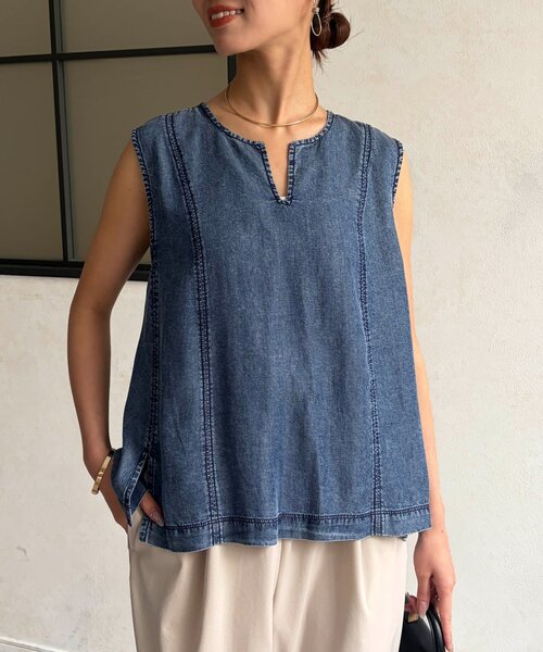 Chez toi(シェトワ)の「パウダー加工デニムノースリブラウス(シャツ/ブラウス・レディース・インディゴブルー/サックスブルー/グレー・FREE)」の14枚目の写真
